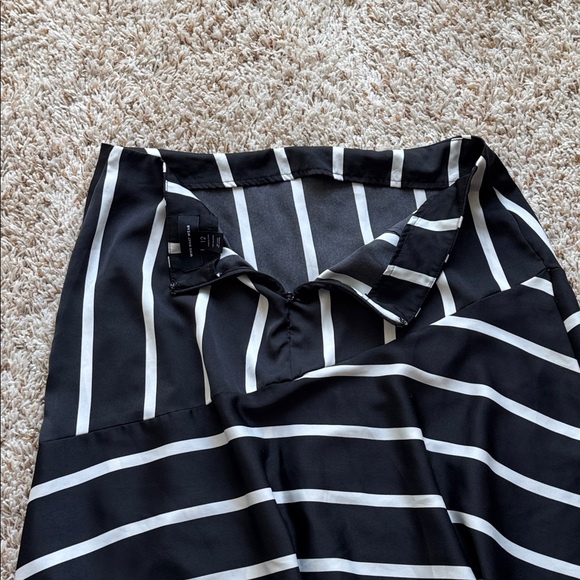 Who What Wear Asymmetrical Black and White Skirt - Picture 8 of 8